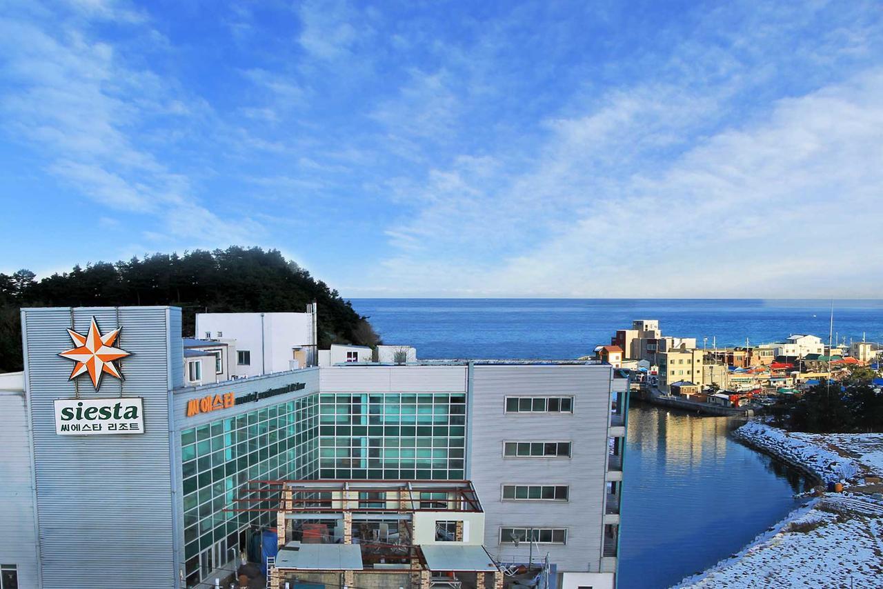 Siesta Caravan Gangneung Luaran gambar